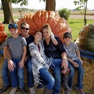 Meet your Posher, Krystal